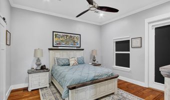 4032 Bank St, Bay St. Louis, MS 39520