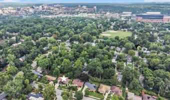 1125 Van Dusen Dr, Ann Arbor, MI 48103