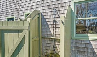 7 Clarkes Village Rd, Jamestown, RI 02835