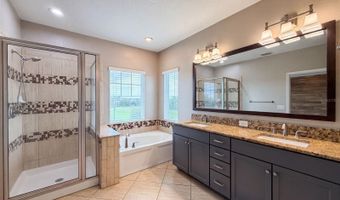 7304 MILESTONE Dr, Apollo Beach, FL 33572