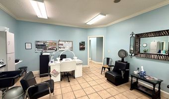200 S Elm St, Adel, GA 31620
