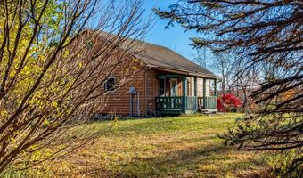 408 HAWKS NEST Dr, Baker, WV 26801