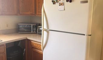 520 Sheldon St, Algonac, MI 48001