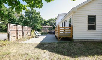 671 Essex St, Bangor, ME 04401