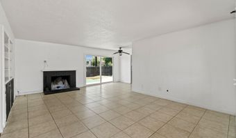 2538 Dumetz St, Camarillo, CA 93010