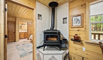 109 E Kamloop Ave, Bayview, ID 83803