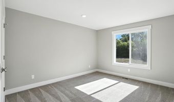 11428 56th Ave, Allendale, MI 49401