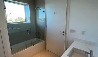 3250 NE 188 St 403, Aventura, FL 33180