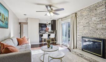 117 Old Oaks Dr, Ballwin, MO 63011