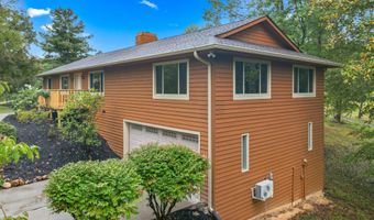 3320 Hazelwood Ct, Baneberry, TN 37890