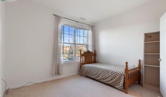 14241 KINGS CROSSING Blvd 211, Boyds, MD 20841