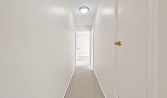 5204 NEWTON St #304, Bladensburg, MD 20710