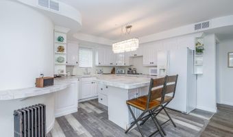 555 N Maryland Ave, Atlantic City, NJ 08401