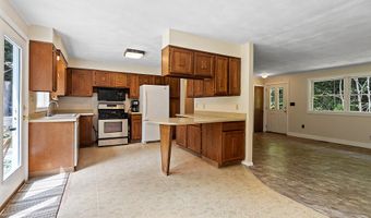 2672 N Belfast Ave, Augusta, ME 04330