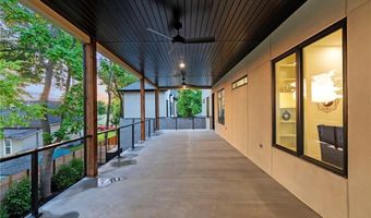 609 SW 4th St, Bentonville, AR 72712