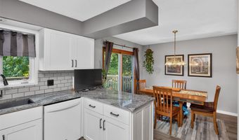 1201 SE Michael Dr, Ankeny, IA 50021