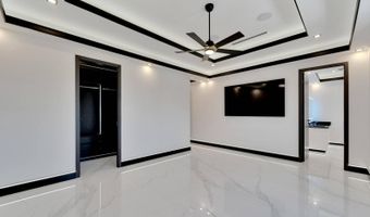 517 Treviso Dr, Apollo Beach, FL 33572