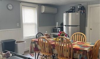 12 Third School St 2, Bristol, RI 02809