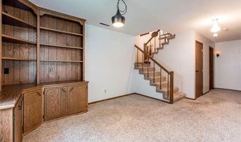 409 N Park St, Alexandria, MN 56308
