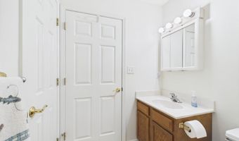 1108 Northfield Ln, Anderson, IN 46011