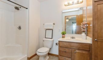 1080 Rachael St 304, North Liberty, IA 52317