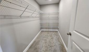 3 Sutcliffe Ave, Lincoln, RI 02865