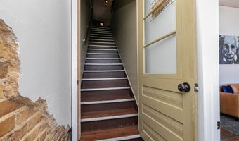207 W Main St, Ash Grove, MO 65604