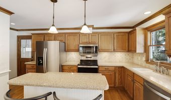 1012 New Dover Rd, Apex, NC 27502