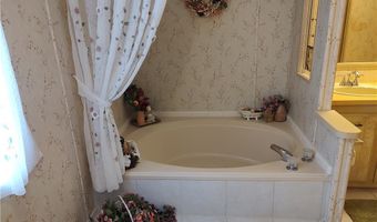 451 Papaya Cir, Barefoot Bay, FL 32976