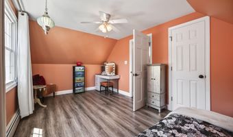 47 Overlea Ln, Aberdeen, NJ 07747