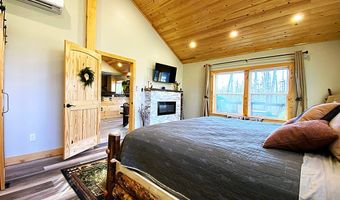 2052 Granny Squirrel Dr, Andrews, NC 28901