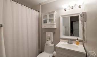 250 Broad St W 819, Athens, GA 30601
