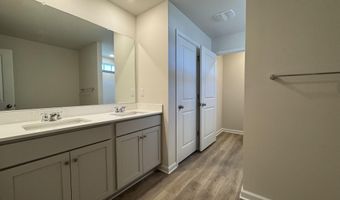 17 Whaler Ave, Barnegat, NJ 08005