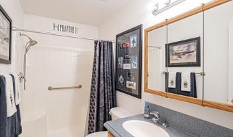 3696 E Silverwood Cir, Ammon, ID 83406