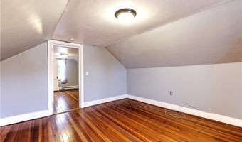 509 Middle Hwy, Barrington, RI 02806