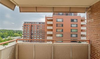 1121 ARLINGTON Blvd 707, Arlington, VA 22209