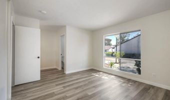 242 Eveningside Gln, Escondido, CA 92026