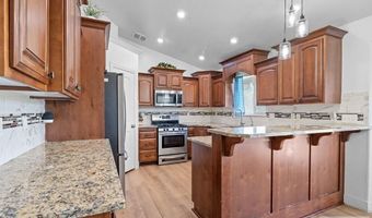 5477 Barton Cir, Ammon, ID 83406