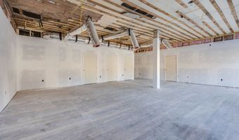 560 W Main St, Abingdon, VA 24210