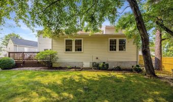 4003 KLOMAN St, Annandale, VA 22003