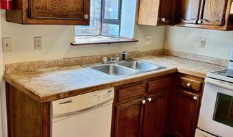 827 E Boyd Dr #A, Baton Rouge, LA 70808