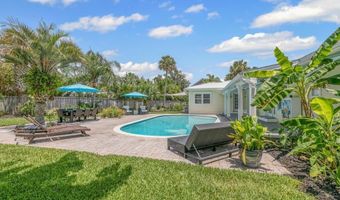 1420 E COAST Dr, Atlantic Beach, FL 32233