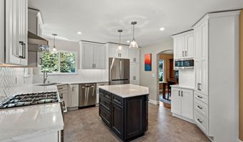 10671 Cutter Cir, Anchorage, AK 99515
