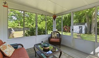 1414 New London Ave, Cranston, RI 02920