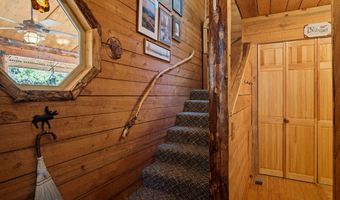 461 Hilltop Rd, Cascade, ID 83611