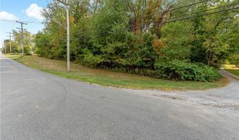 1924 Sohn Rd, Aliquippa, PA 15001