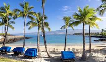 68-1375 PAUOA Rd F2, Kamuela, HI 96743