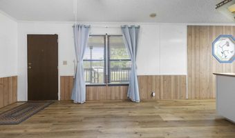1749 Carolina St, Alford, FL 32420