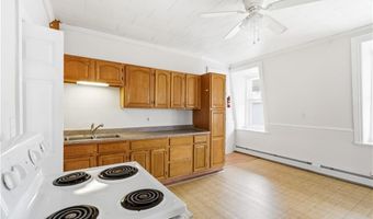 68 WINTER St, Lincoln, RI 02838