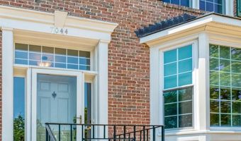 7044 FIELDHURST Ct, Alexandria, VA 22315